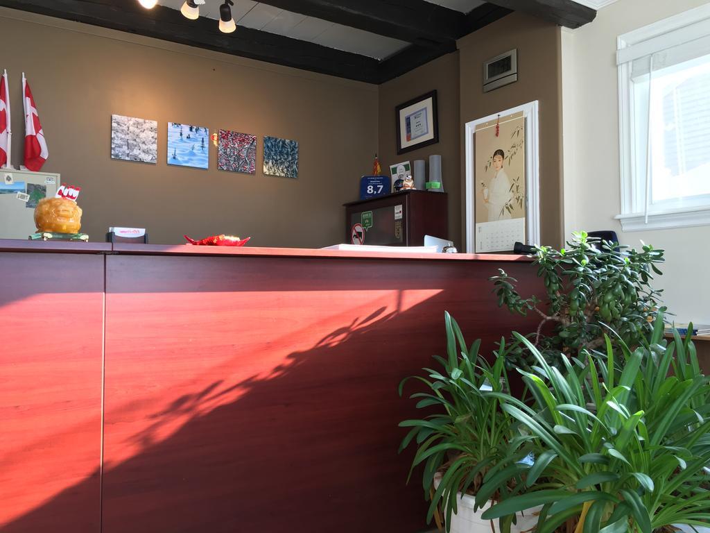 Airport Inn Frédéricton Extérieur photo