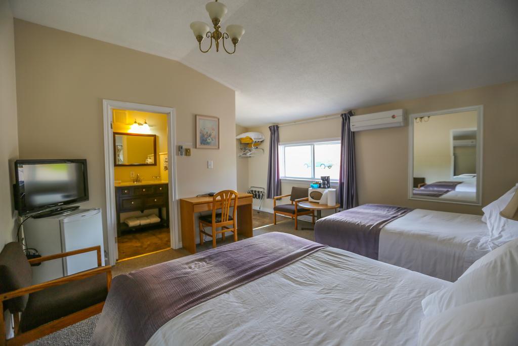 Airport Inn Frédéricton Extérieur photo